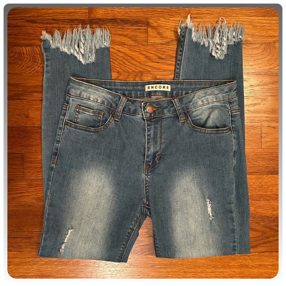 Encore distressed jeans
